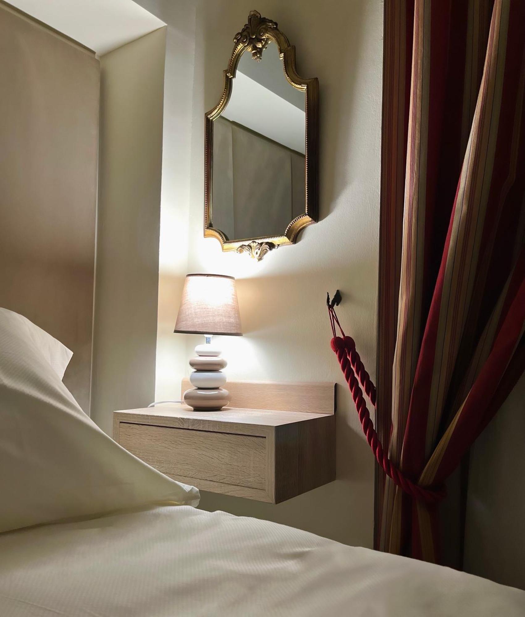 Hotel Dimora Conte Cavour Vercelli Esterno foto