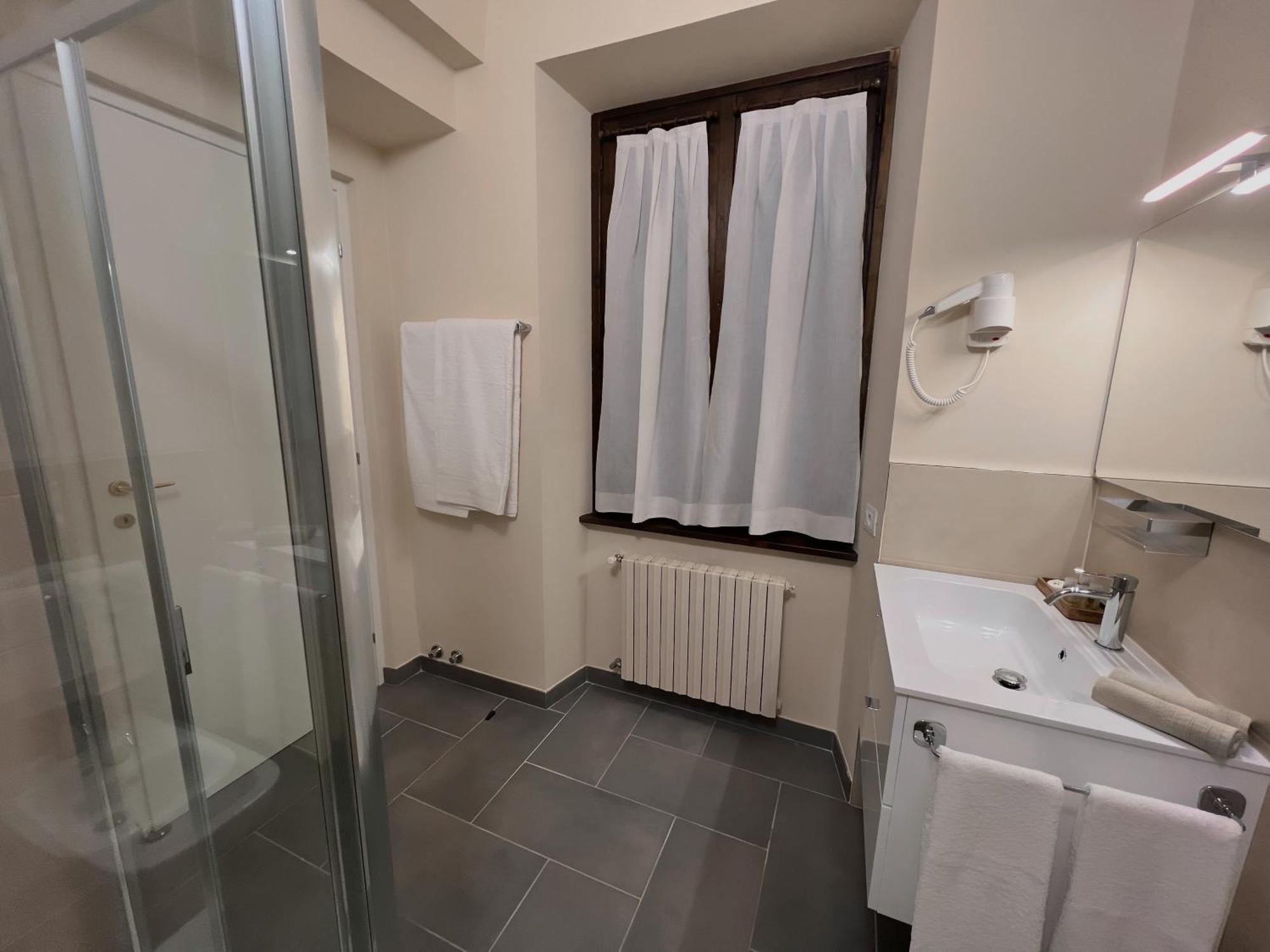 Hotel Dimora Conte Cavour Vercelli Camera foto